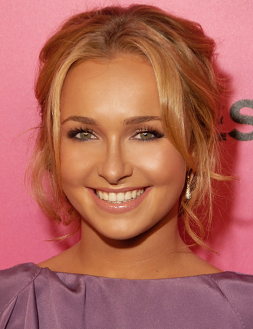Hayden Panettiere Red Carpet Appearance